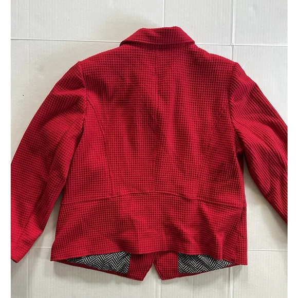 Chicos Red Moto Jacket Waffle Texture Side Zip Closure Size 3 Gold Zip - Picture 5 of 9